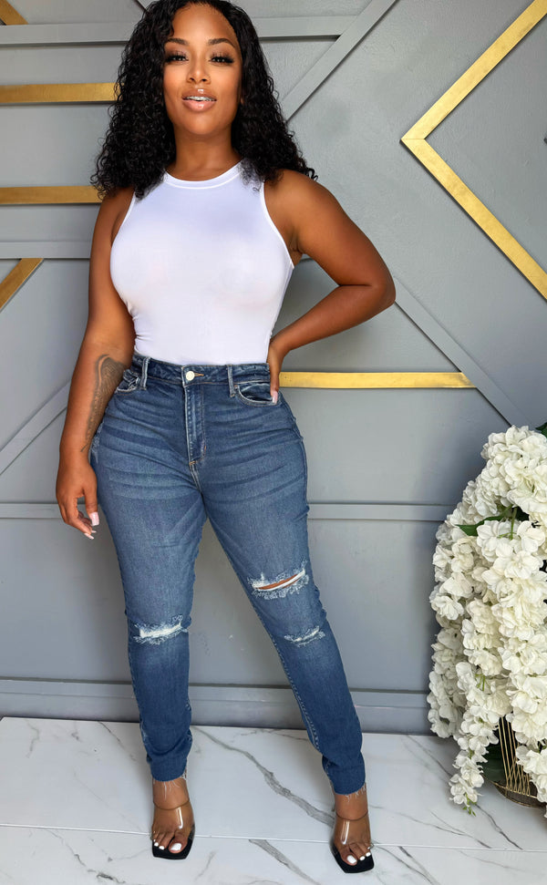 Break the Rules Distressed Skinnies